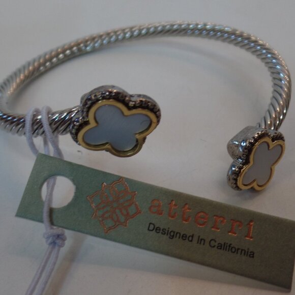 Atterri Silver Twisted Wire Bracelet W Alhambra Accents Mother of Pearl Gold NWT - Picture 1 of 8